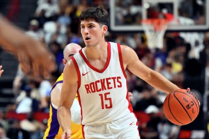 火箭决定让谢泼德退出夏联,背后原因引人关注 火箭决定让谢泼德退出夏联,背后原因引人关注